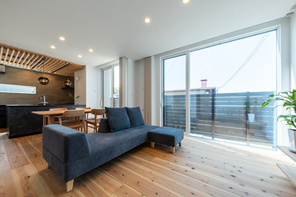 海の見える高台の家