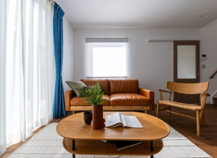 一日中陽当たりの良い家